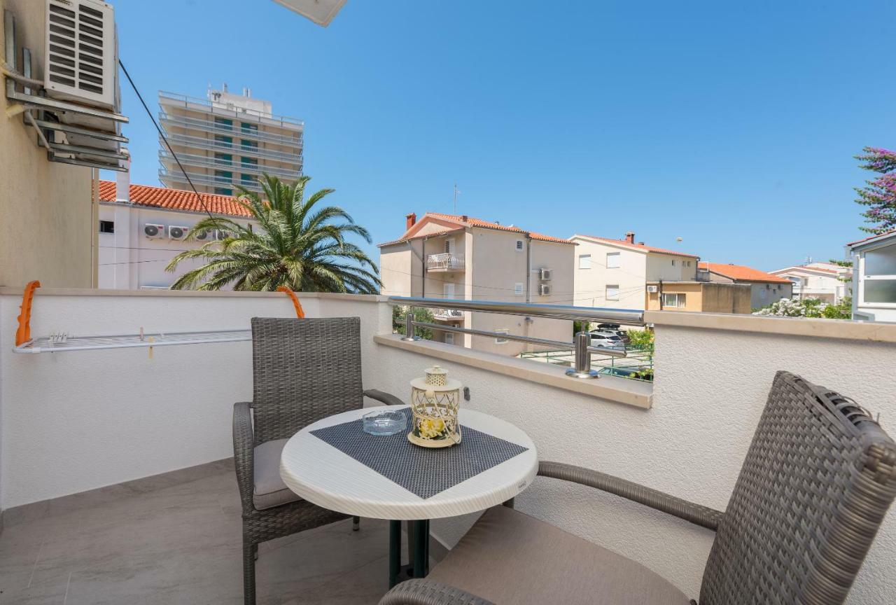 Apartmani Mona Makarska Eksteriør billede
