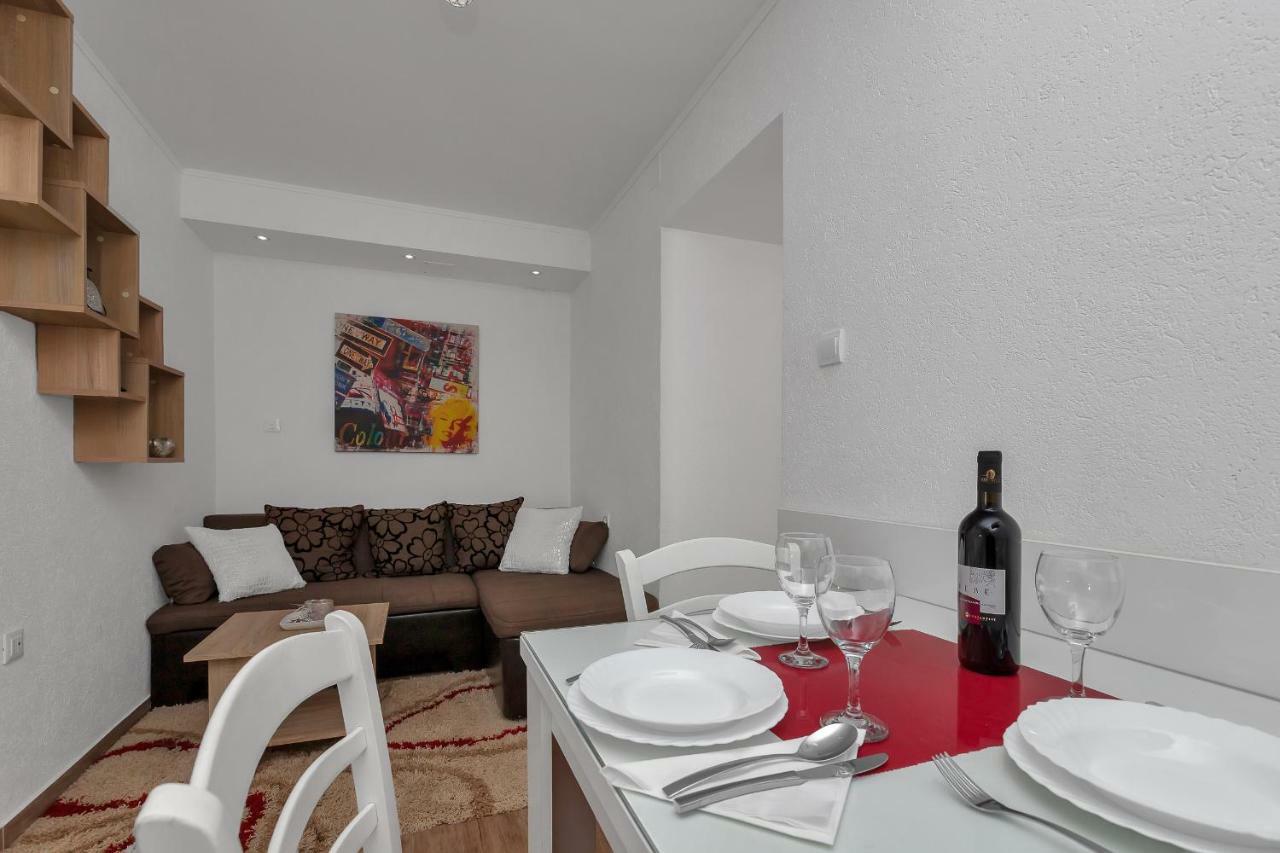 Apartmani Mona Makarska Eksteriør billede