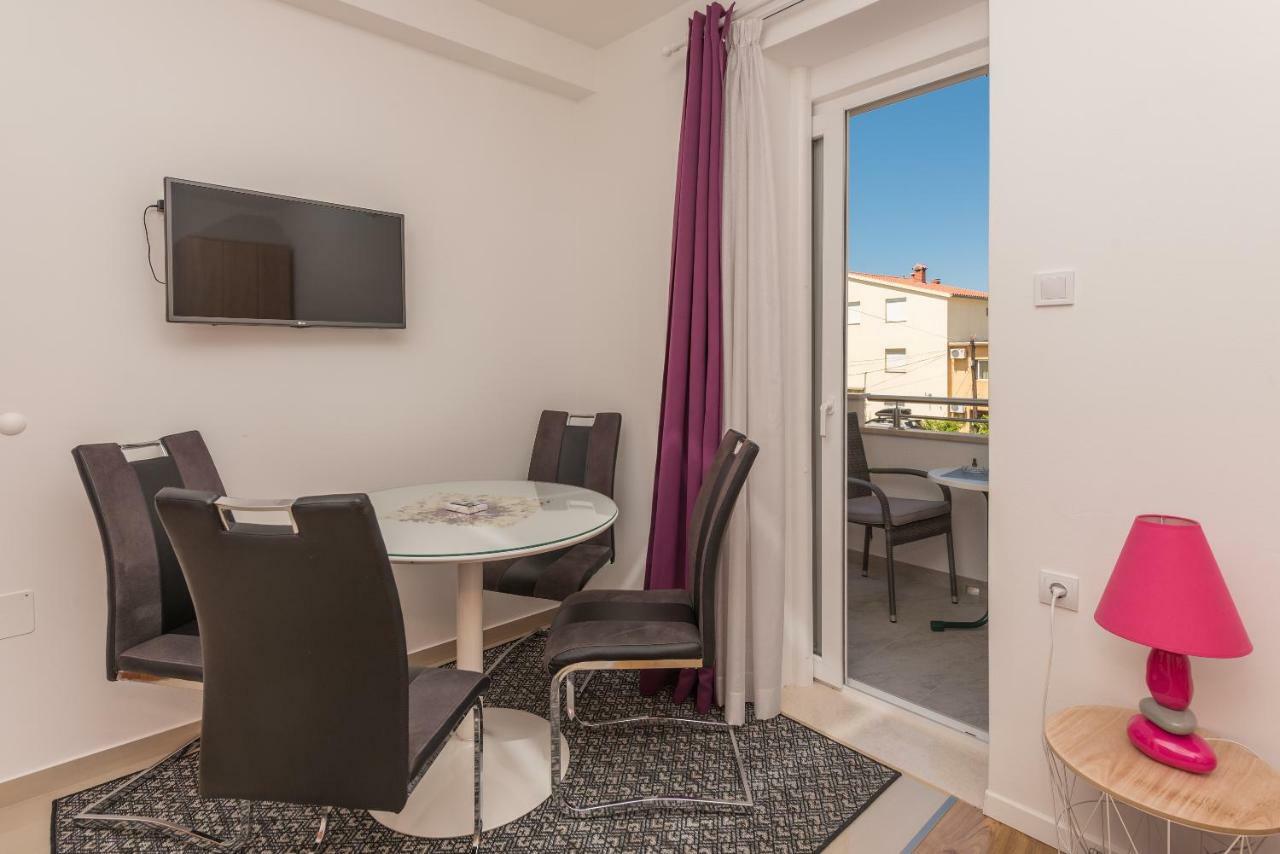 Apartmani Mona Makarska Eksteriør billede