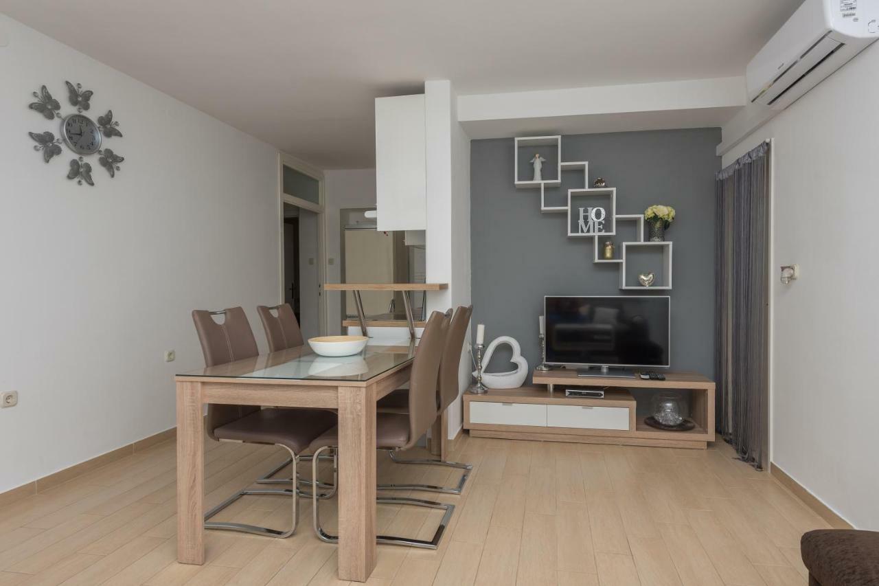 Apartmani Mona Makarska Eksteriør billede