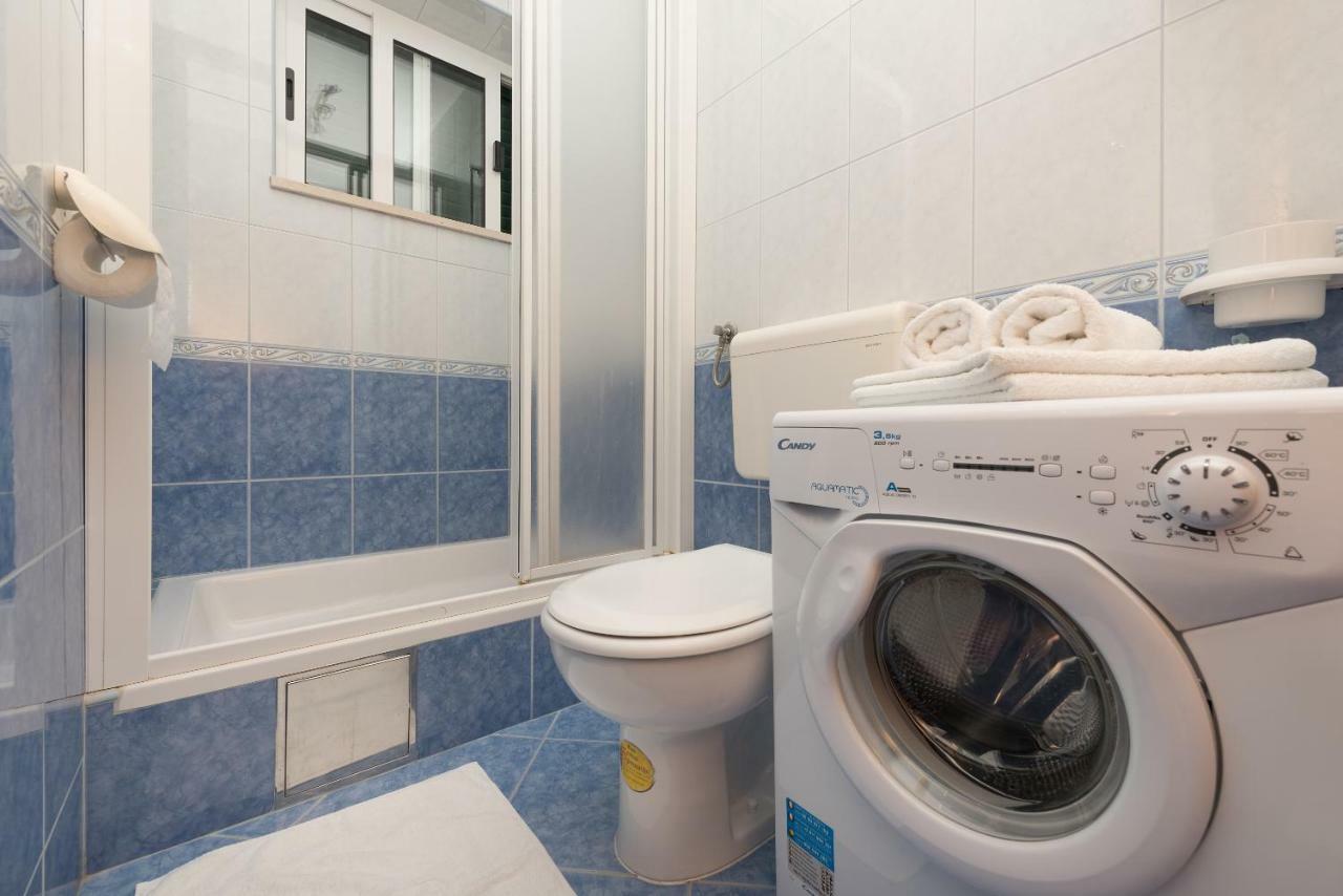 Apartmani Mona Makarska Eksteriør billede