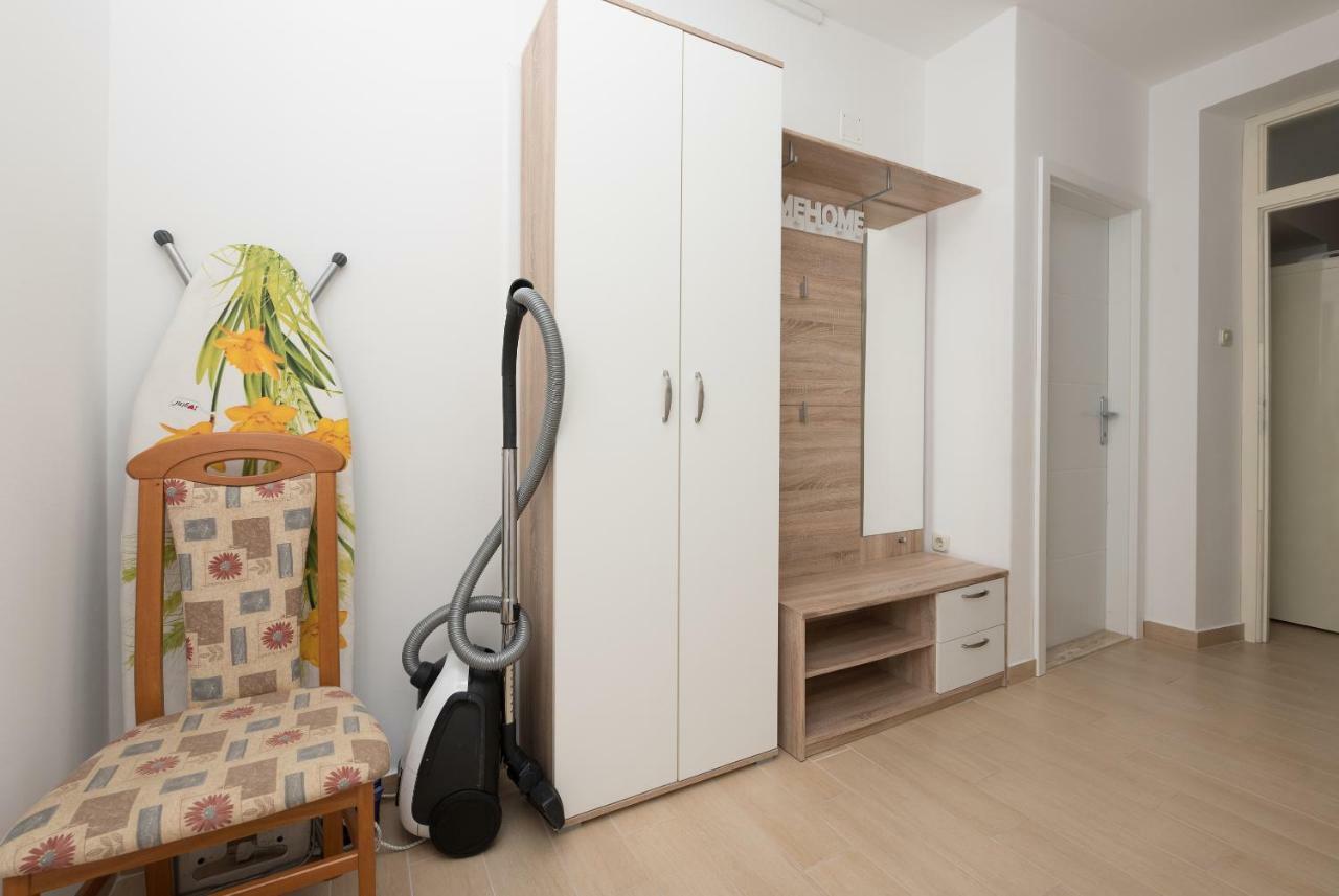 Apartmani Mona Makarska Eksteriør billede