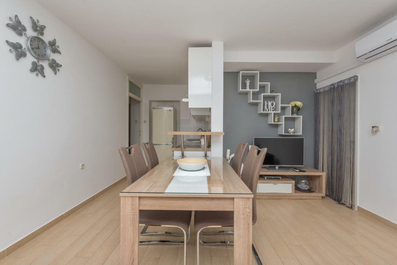 Apartmani Mona Makarska Eksteriør billede