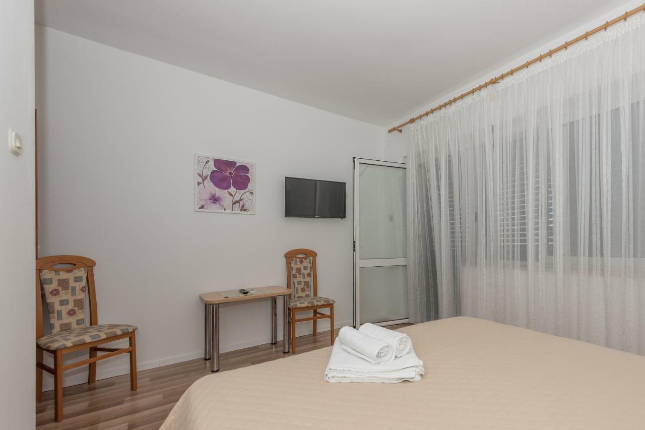 Apartmani Mona Makarska Eksteriør billede