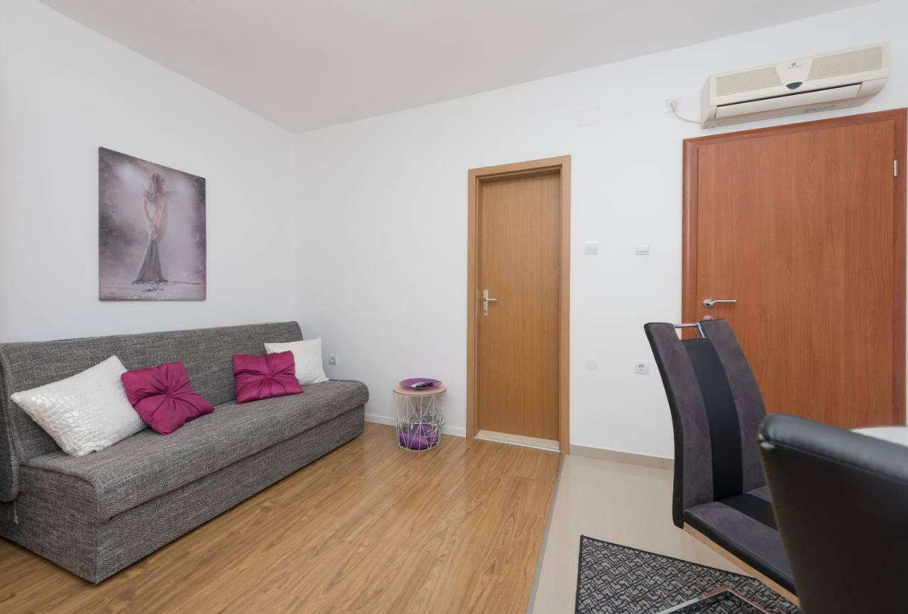 Apartmani Mona Makarska Eksteriør billede