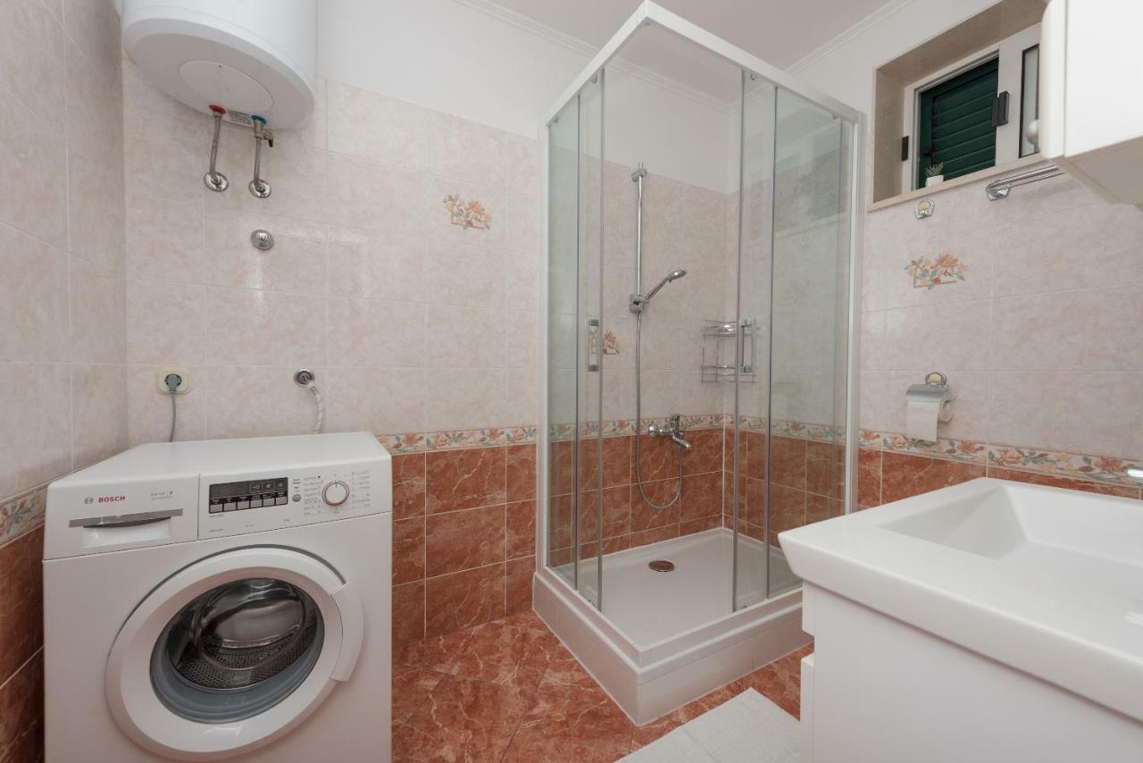 Apartmani Mona Makarska Eksteriør billede