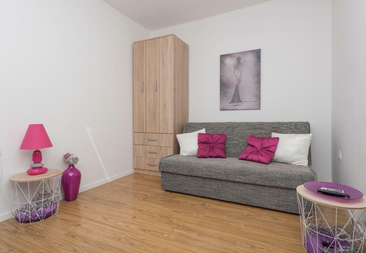 Apartmani Mona Makarska Eksteriør billede