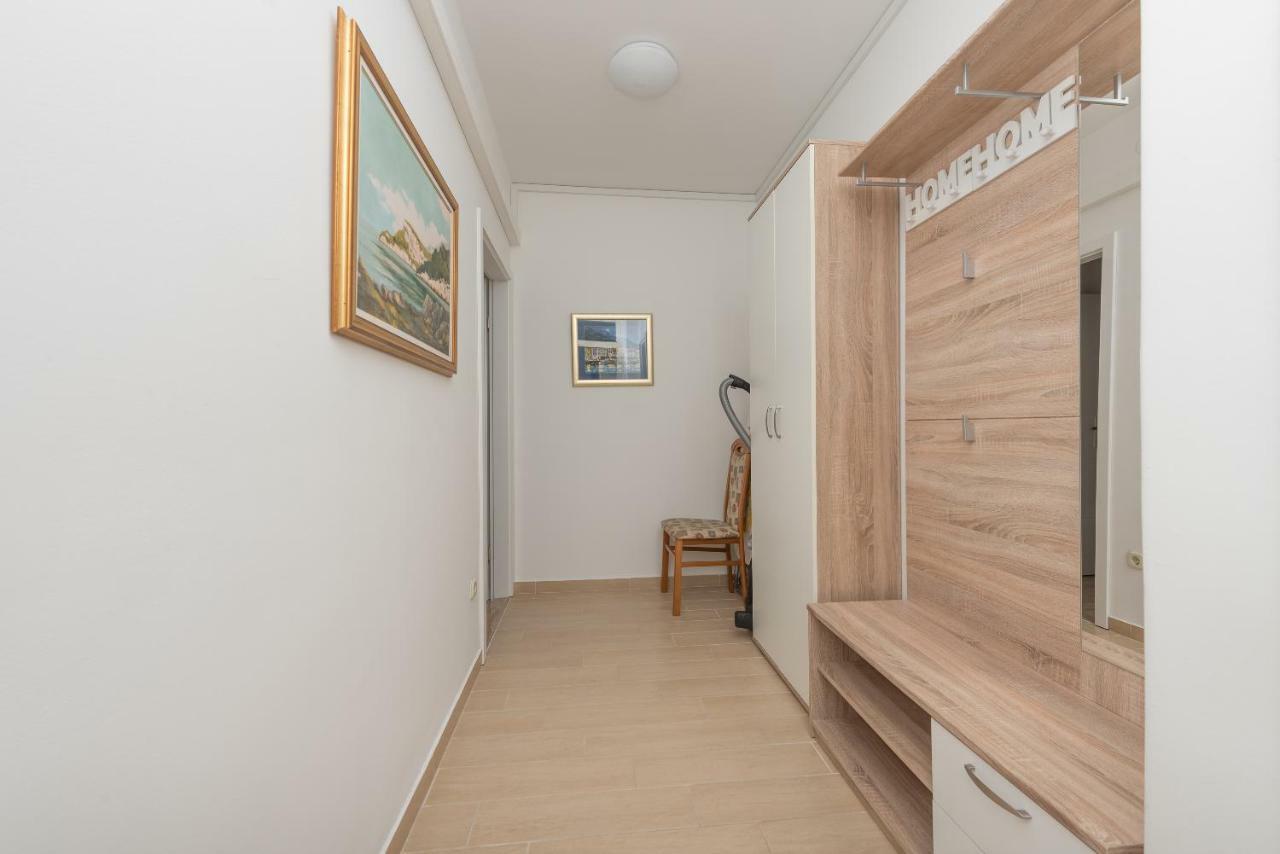 Apartmani Mona Makarska Eksteriør billede