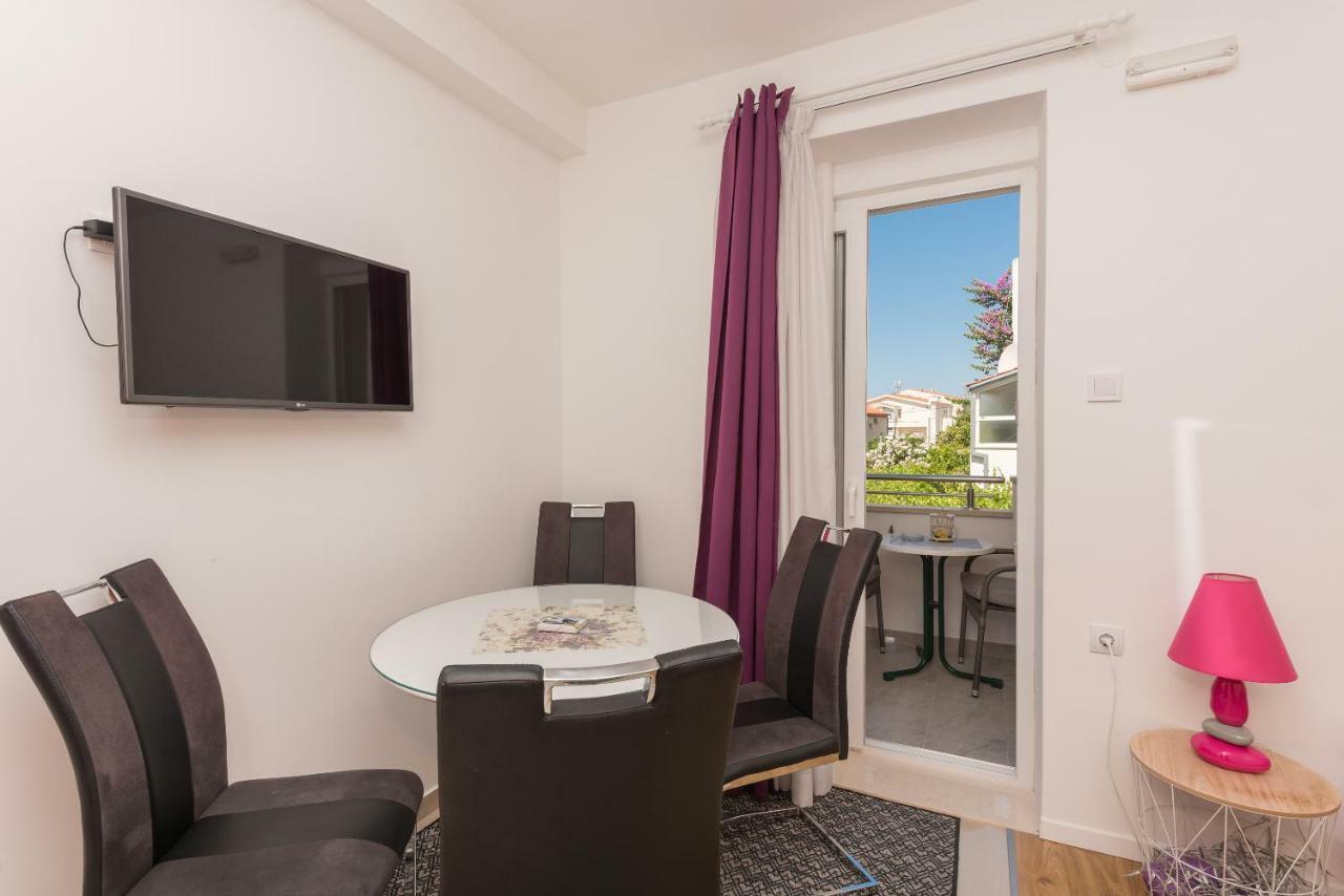 Apartmani Mona Makarska Eksteriør billede
